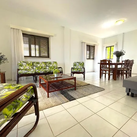 Villa Nysa7 *